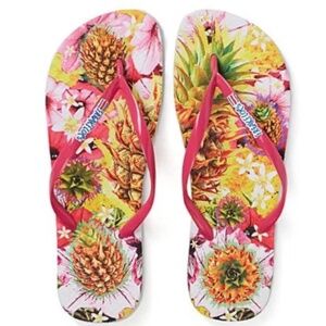 Freak Flops colourful flip flops sandals with flowers and pineapples NWT